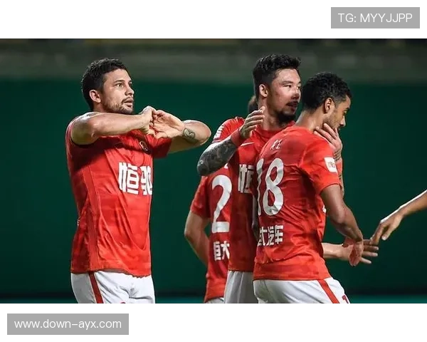 国王队进攻火力全面展开 多点得分令对手防线难以应对 国王队进攻火力全面展开 多点得分令对手防线难以应对