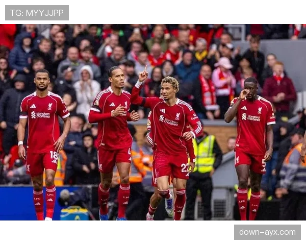 欧冠资格争夺：切尔西距前四4分，曼联领先利物浦3分